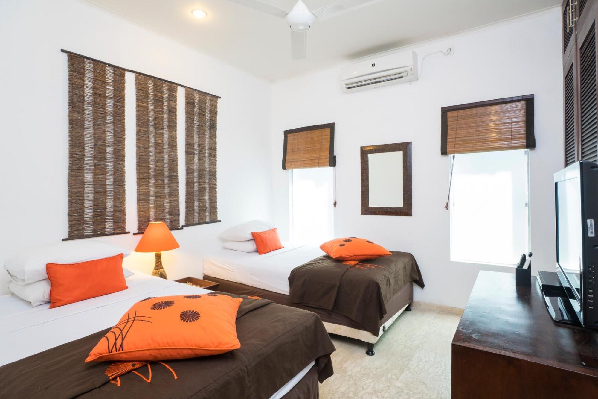Beach Melati Apartments Legian Kültér fotó