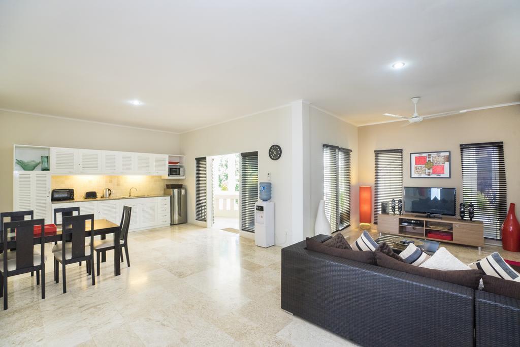 Beach Melati Apartments Legian Kültér fotó