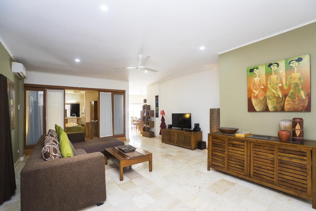 Beach Melati Apartments Legian Kültér fotó